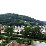 6 Personnes Proche La Bresse Avec Vue Montagne Cornimont
